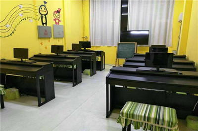 北京睿卡教育加盟費用與服務內容解析